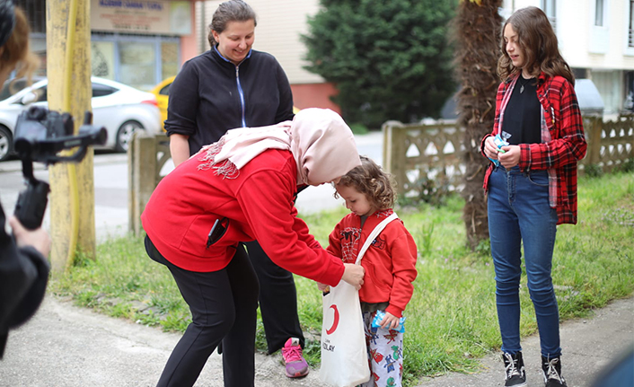 Kızılay İhtiyaç Sahipleri için Sahaya İndi — haber görseli