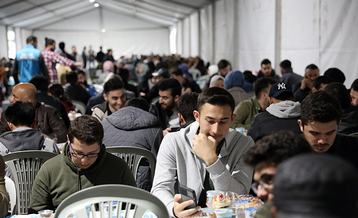 Öğrenciler kardeşlik iftarında buluştu — haber görseli