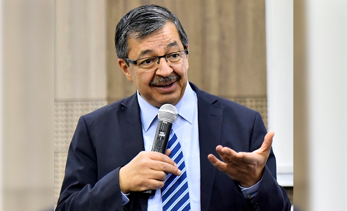 Sözün üstadı, Hayati İnanç Erenler’e geliyor — haber görseli