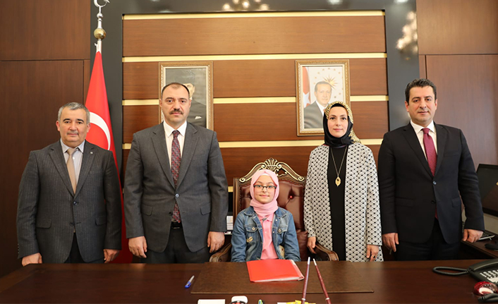 Vali Kaldırım makamı temsili Vali Çetinkaya’ya devretti — haber görseli
