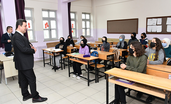 Yenikent Kız Anadolu İmam Hatip Lisesine Ziyaret — haber görseli