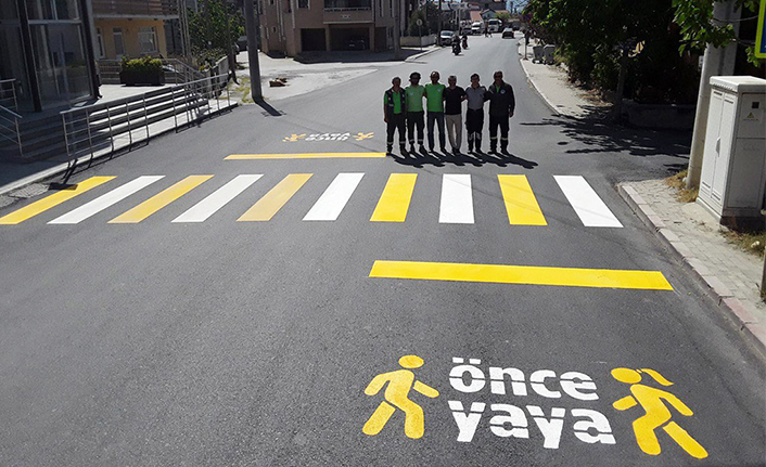 Büyükşehir trafikte yaya önceliğine dikkat çekiyor — haber görseli