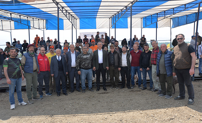 En iyi Av köpekleri yarıştı  — haber görseli