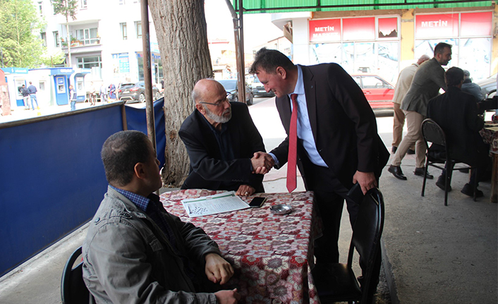 Ferizli’de Protokol Ve Halk Bayramlaşması Geniş Katılımla gerçekleştirildi — haber görseli