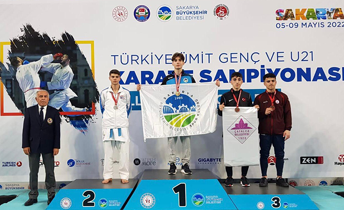 Karate şampiyonasına Büyükşehir damga vurdu — haber görseli