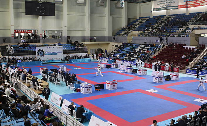 Karate turnuvasında heyecan bugün başladı — haber görseli