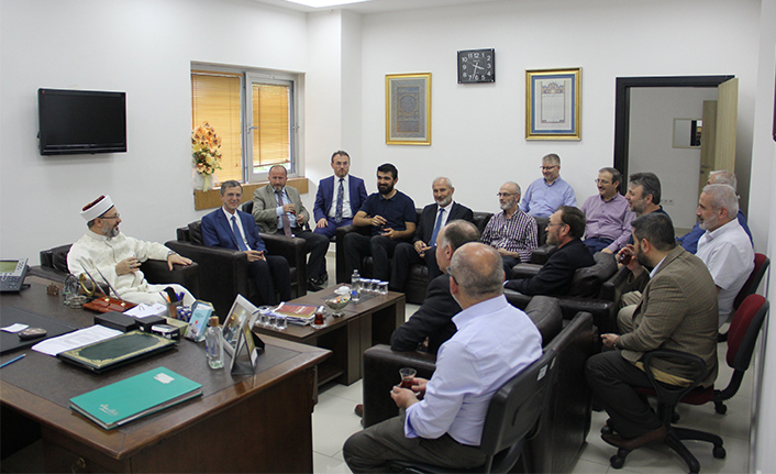 Prof. Dr. Ali Erbaş’tan Öğrencilere Ders Niteliğinde Hutbe — haber görseli