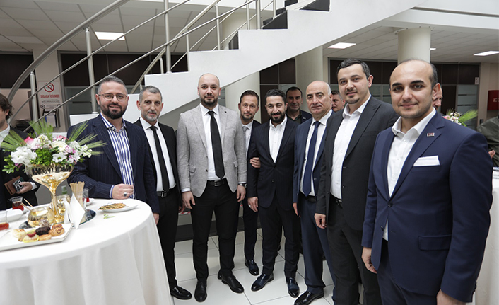 Sakarya Protokolü ve İş Dünyası SATSO Bayramlaşma Töreni’nde bir araya geldi — haber görseli