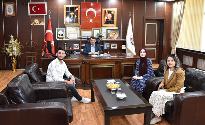 Üniversiteli Öğrencilerden Başkan İshak Sarı’ya Ziyaret — haber görseli