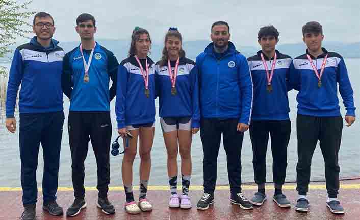 Büyükşehir kürek sporcuları derece ile döndü — haber görseli