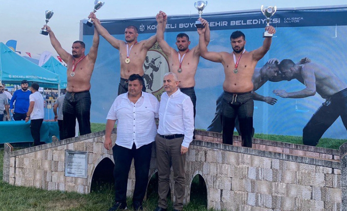 Büyükşehir’in pehlivanları kürsüye çıktı — haber görseli
