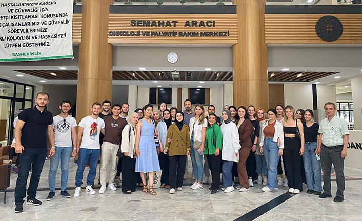 Geleceğin fizyoterapistleri teknik gezideydi — haber görseli
