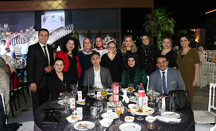 Pandeminin gizli kahramanları moral gecesinde bir araya geldi — haber görseli