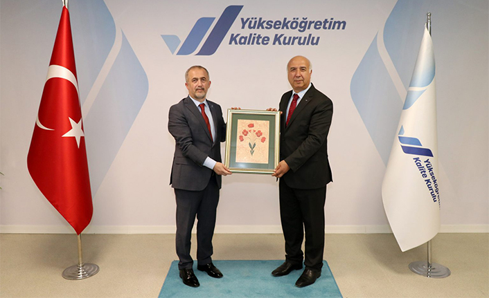 Rektör Savaşan, YÖKAK Başkanı Kar İle Bir Araya Geldi — haber görseli