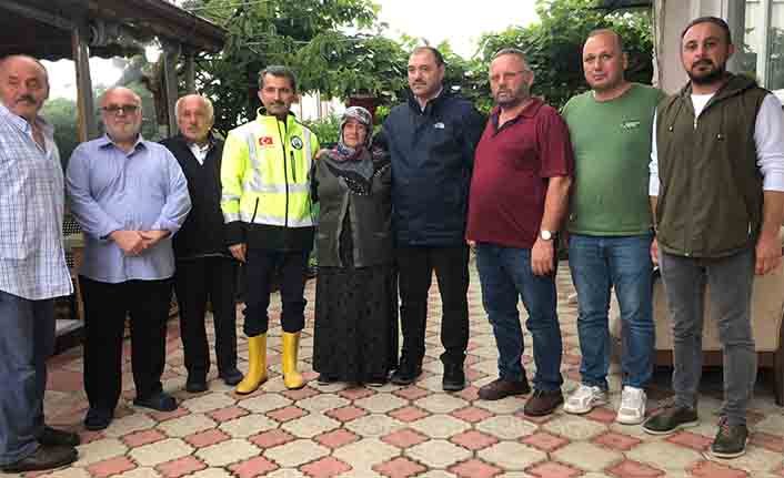 Sakarya valisi Kaldırım’dan Kocaali’de Acılı aileye ziyaret — haber görseli