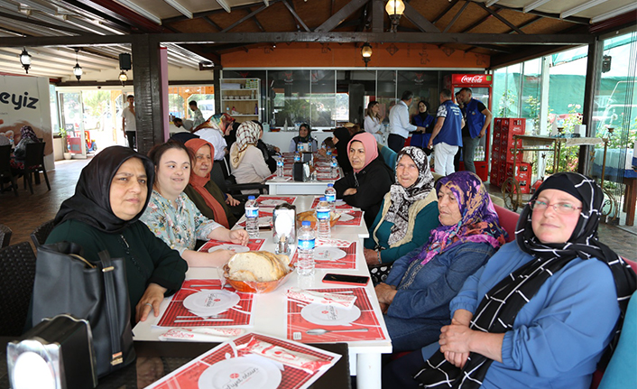 Serdivan Belediyesi Yaşlılar için Piknik düzenledi — haber görseli