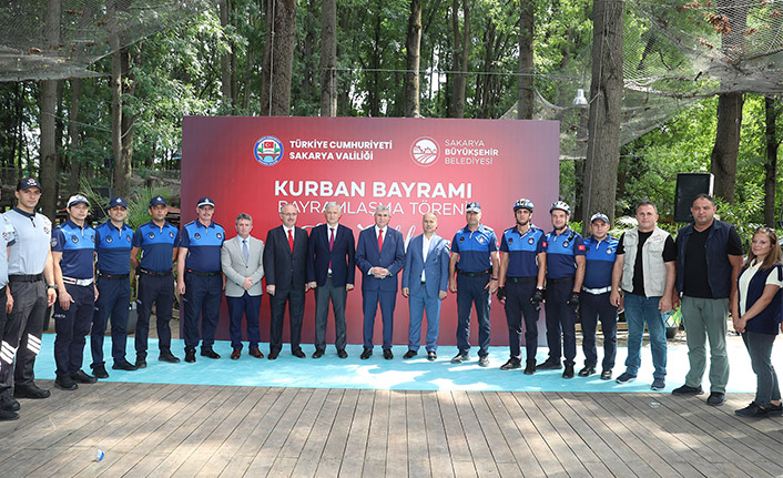 Bayramlaşma geleneği bu yıl da değişmedi — haber görseli