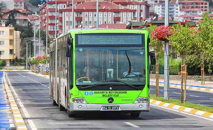Büyükşehir arife günü mezarlıklara ücretsiz ulaşım sağlayacak — haber görseli