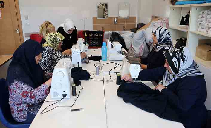 En özel anneler için dikiş kursu — haber görseli