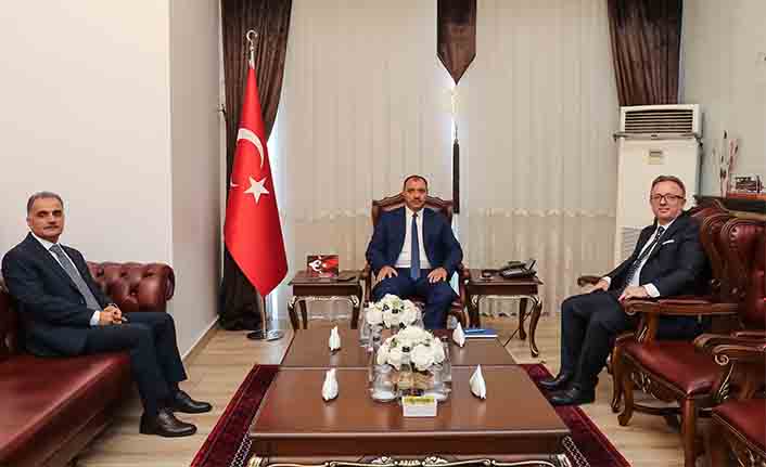 Rektör Al Vali Kaldırım’ı Ziyaret Etti — haber görseli