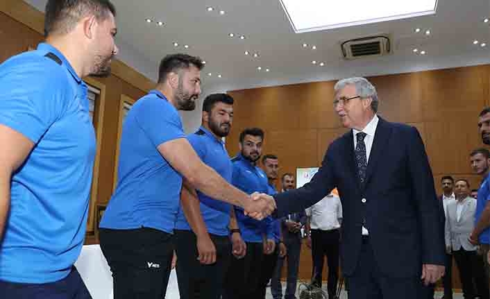 Sakarya Büyükşehir’den gurur tablosu — haber görseli