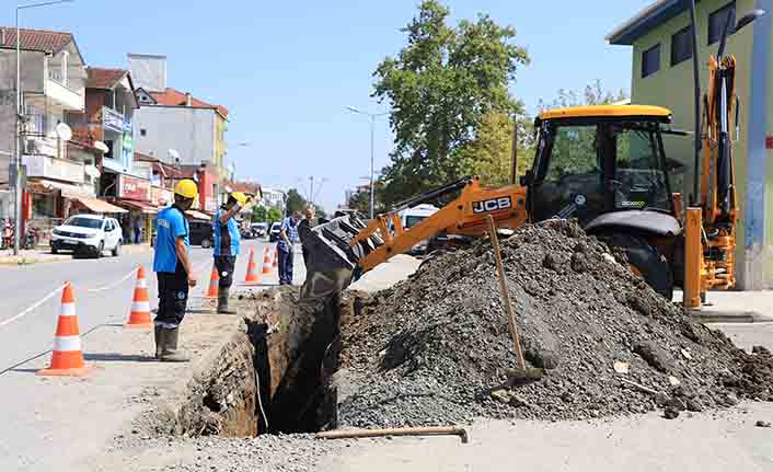 Arifiye Atatürk Caddesi’nin içmesuyu hattı Büyükşehir ile yenileniyor — haber görseli