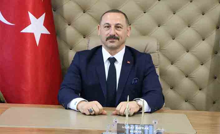 Bayrak’tan dönüşüm eleştirisi “Bir Arpa Boyu yol alamadık” — haber görseli