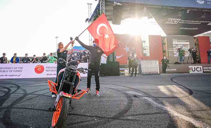 Dünya Kupası, Bisiklet Festivali ve 3 konser — haber görseli