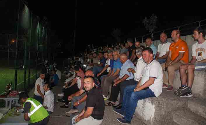 Ferizli’de olgunlar futbol turnuvası sona erdi — haber görseli