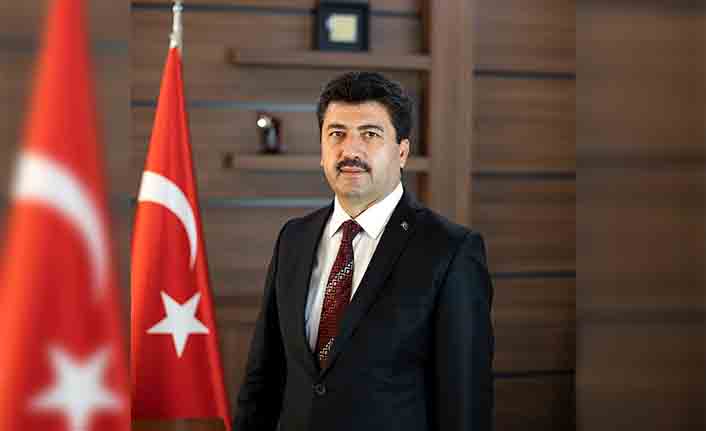 Rektör Sarıbıyık’tan Zafer Bayramı mesajı — haber görseli