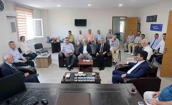 SUBÜ Sakarya MYO’da bayrak değişimi — haber görseli