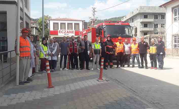 Taraklı Devlet Hastanesinde yangın tatbikatı gerçekleştirildi — haber görseli