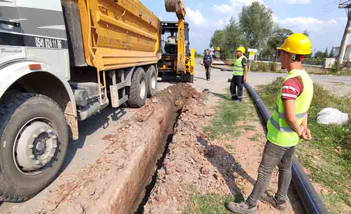 4 bin 500 metrelik yeni hat ile 5 mahallenin içmesuyu sorunu çözüme kavuşuyor — haber görseli