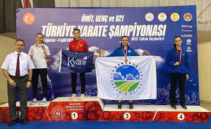 Büyükşehir karate sporcuları gururlandırdı — haber görseli