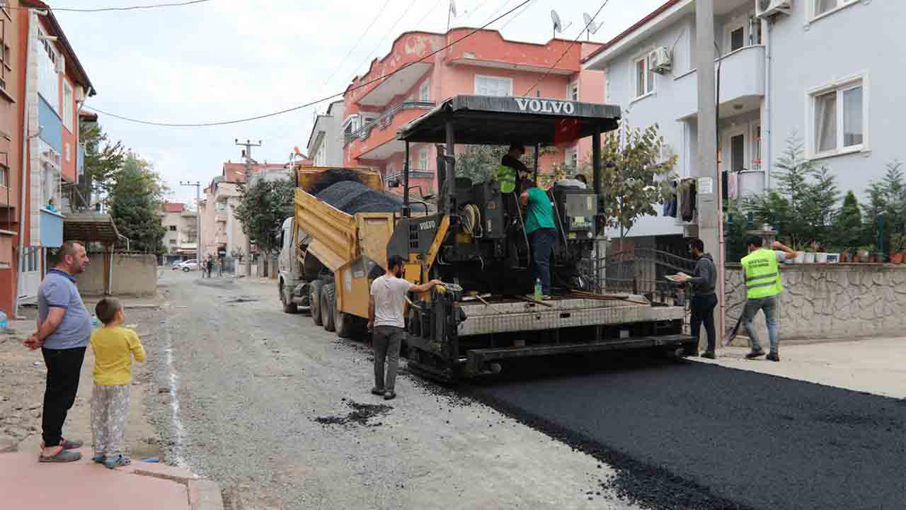 Hacıoğlu’nda 27 sokakta asfalt çalışmaları başladı — haber görseli