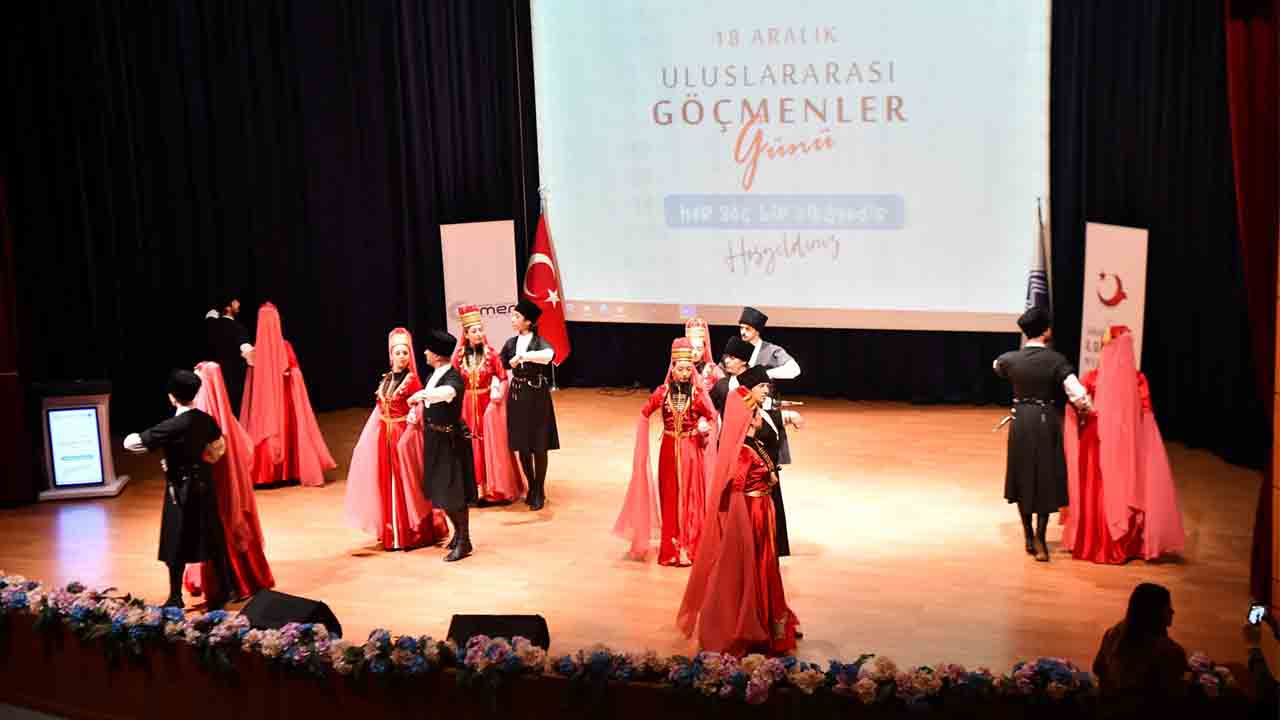 SAÜ’de Uluslararası Göçmenler günü Programı düzenlendi — haber görseli
