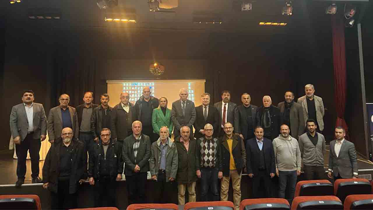 Adapazarı’nda Muhtarlara eğitim — haber görseli