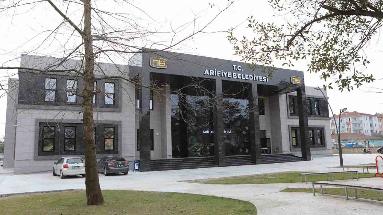Arifiye Belediyesi’nin Yeni hizmet binası hizmete girdi — haber görseli