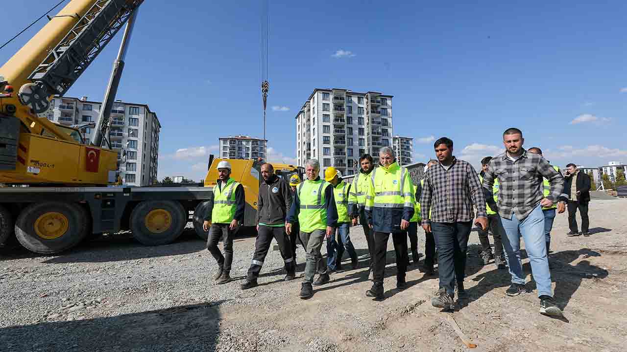 400 konteynerlik kentin altyapısı tamam, bağlantılara başlandı — haber görseli