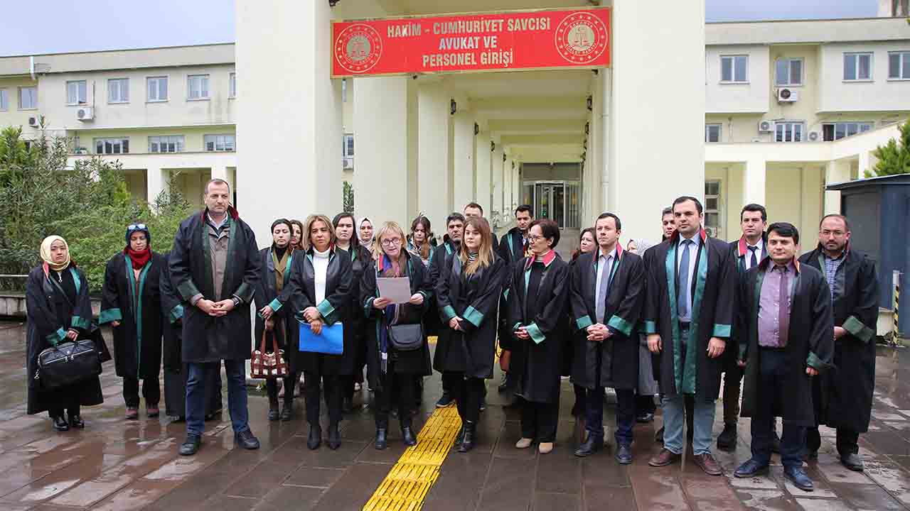 Kamuda çalışan avukatlar imtiyaz değil itibar istiyor — haber görseli