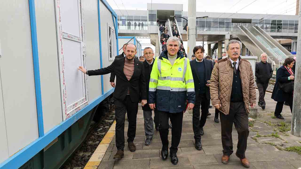 Yüce uğurladı, bir tren daha yola çıktı: “Dost kara günde belli olur” — haber görseli
