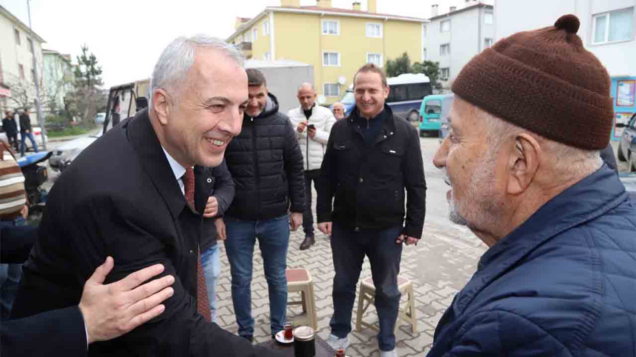 Akar ve Babaoğlu Akova’da vatandaşla buluştu — haber görseli