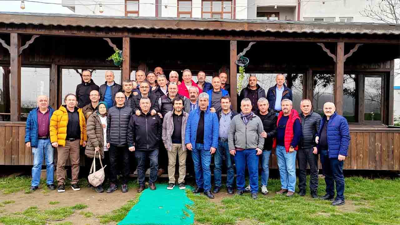 Arkadaşlıklarının 41. Yılını Kutladılar — haber görseli
