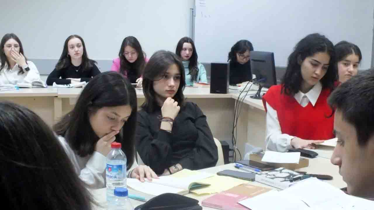 CMSBL - TYB Sakarya’dan Ortak ‘Tanpınar Çalıştayı’ — haber görseli