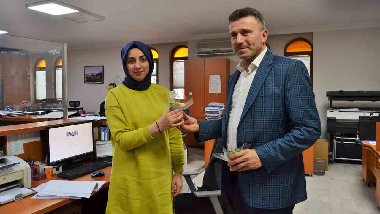 Başkan Özen, 8 Mart Kadınlar Gününü kutladı — haber görseli