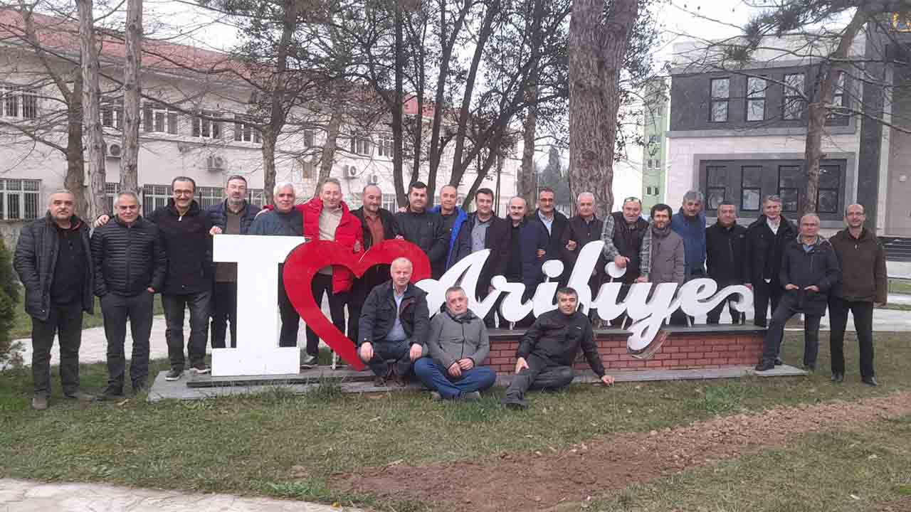 Arkadaşlıklarının 41. Yılını Kutladılar — haber görseli