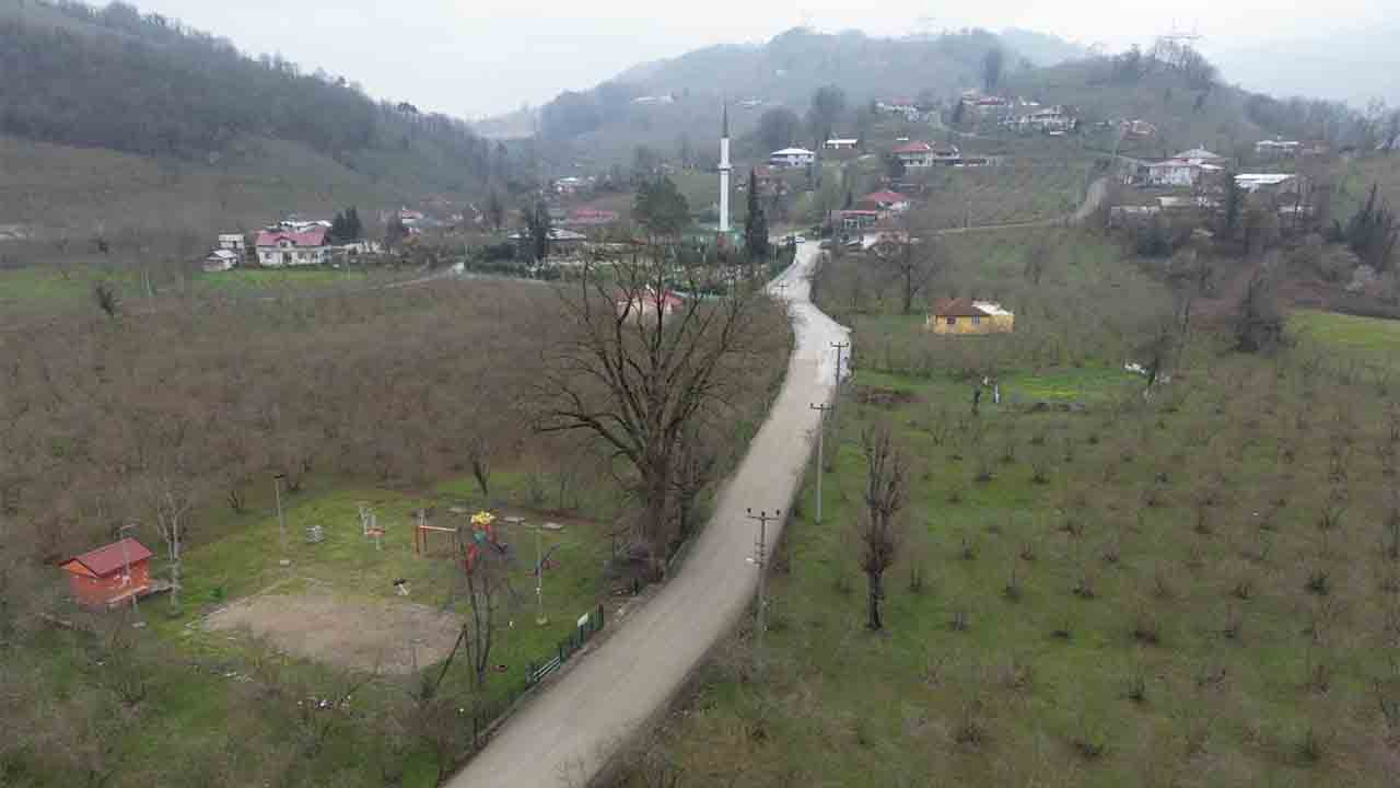 Akyazı Ballıkaya’da beton yol çalışmaları tamamlandı — haber görseli