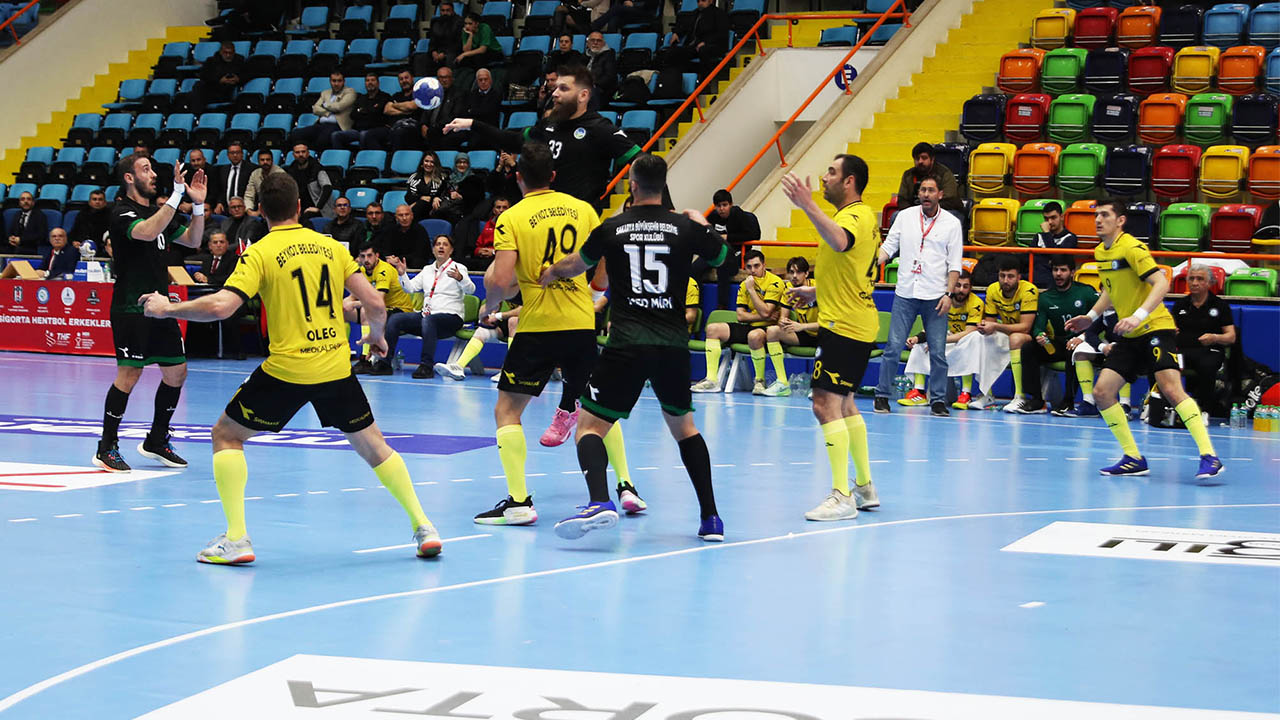 Büyükşehir Hentbol kupaya yarı finalde veda etti — haber görseli