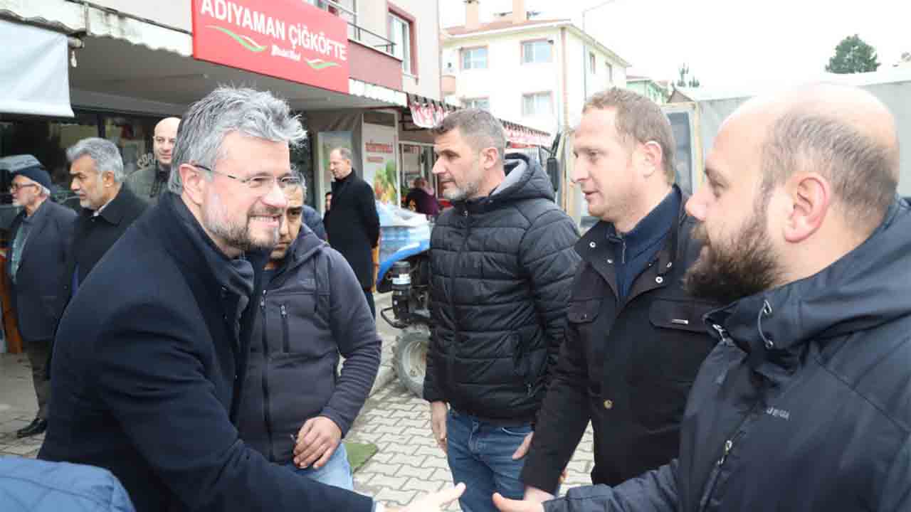 Akar ve Babaoğlu Akova’da vatandaşla buluştu — haber görseli