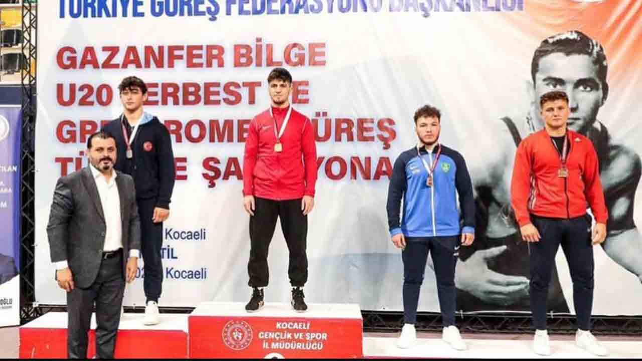 Büyükşehir Güreş Takımı, Türkiye Şampiyonası'nda Başarılı performans gösterdi — haber görseli